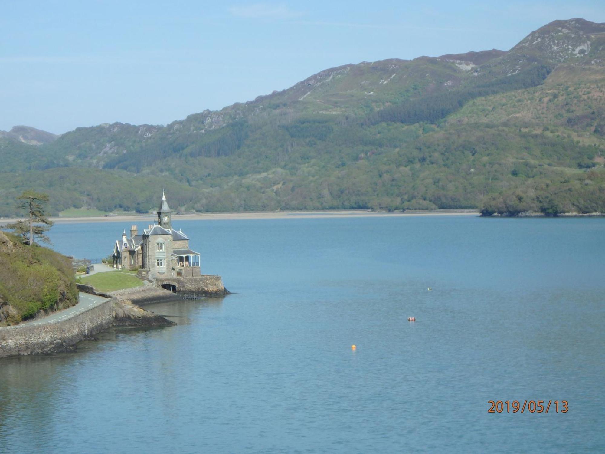 Hafan Y Traeth Front In